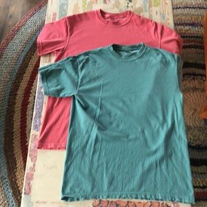 Unisex Comfort Colors tees (pair) size M